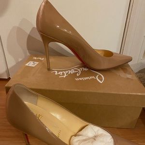 Christian Louboutin Décolleté 554 85MM size 38.5 patent leather